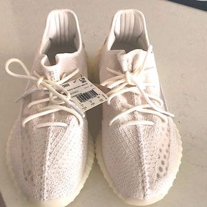 Yeezy 350 v2 boost bone 🦴